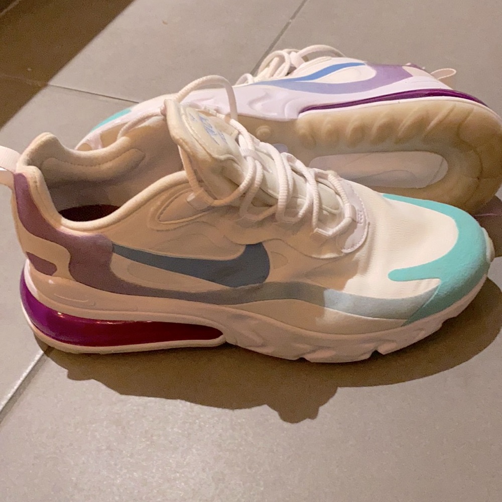 Nike air